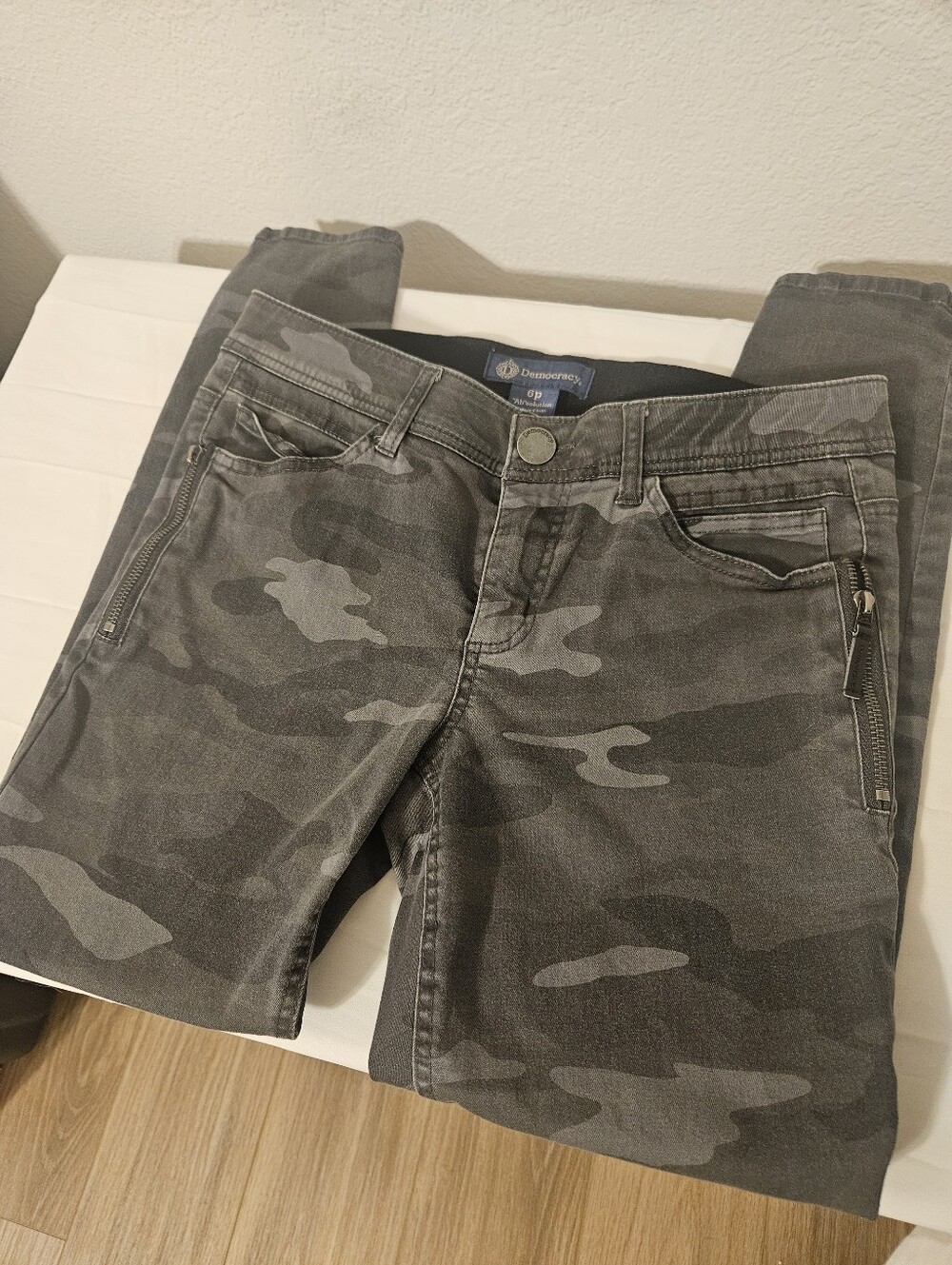 Democracy Women's Skinny Camo Pants in Gray